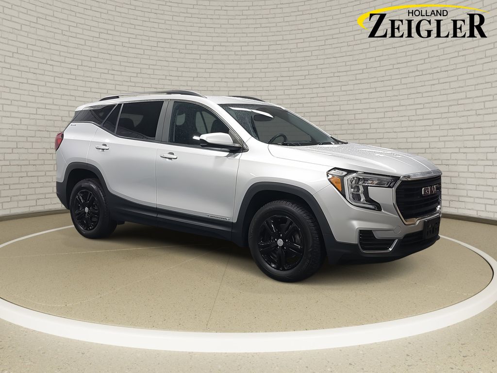 2022 GMC TERRAIN - Image 3