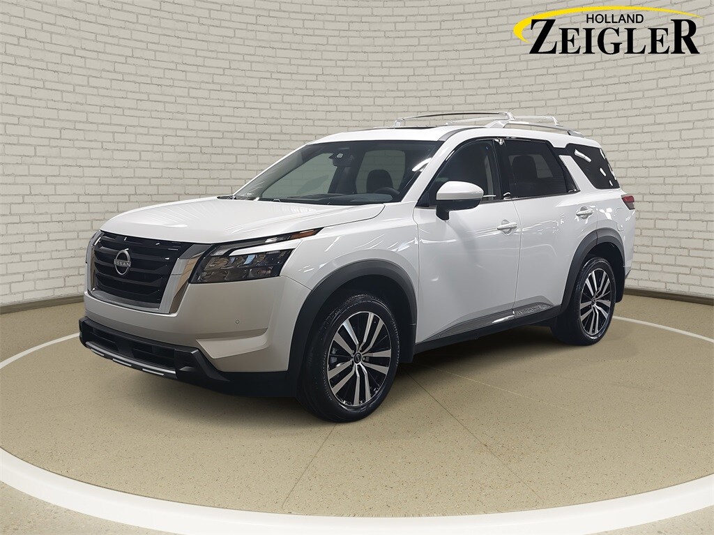 New 2025 Nissan Pathfinder Platinum SUV