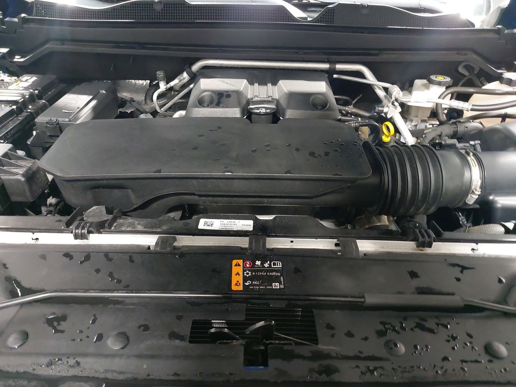 2023 GMC CANYON - Image 30