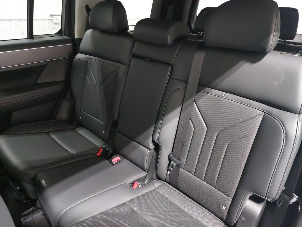 2025 HYUNDAI SANTA FE - Image 16