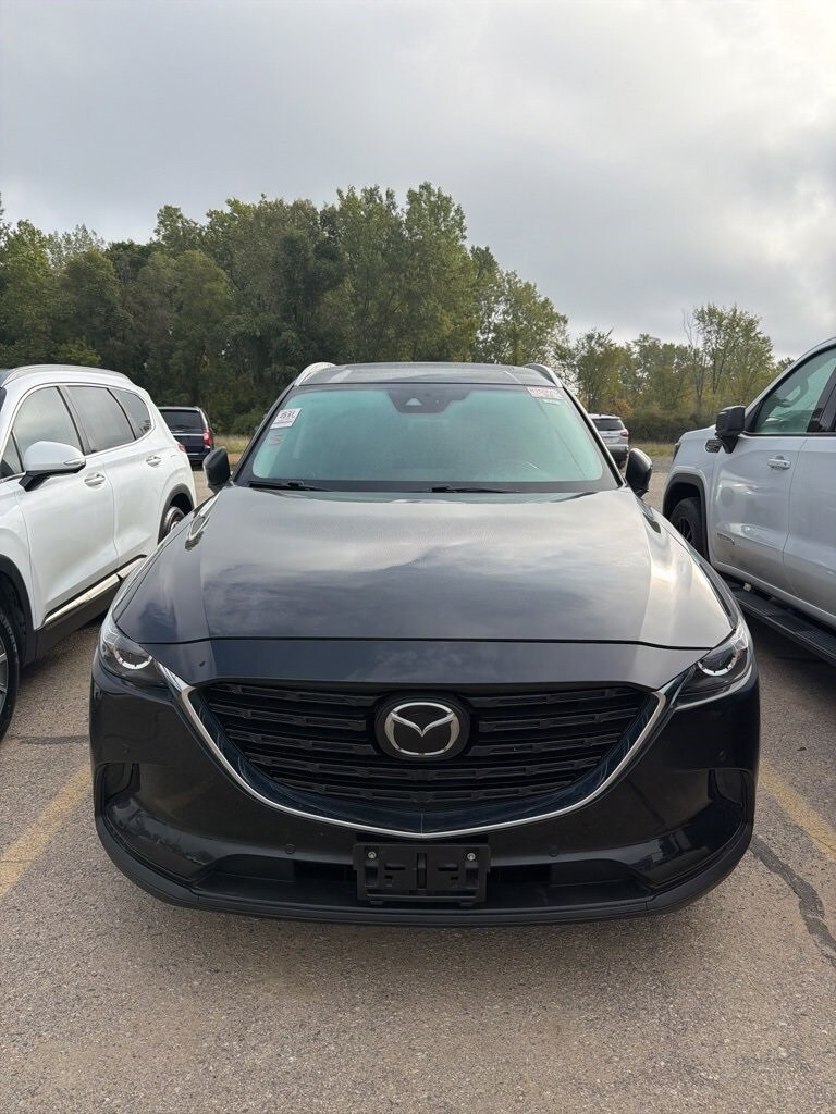 2022 Mazda CX-9 Touring photo 2