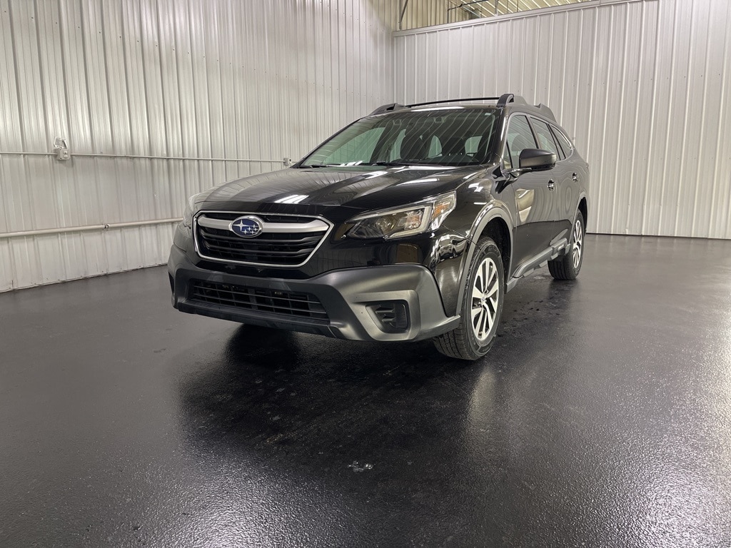 Used 2020 Subaru Outback Base with VIN 4S4BTAAC1L3235567 for sale in Holland, MI