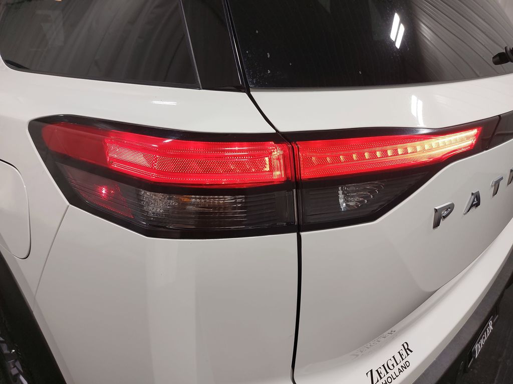 2025 NISSAN PATHFINDER - Image 34