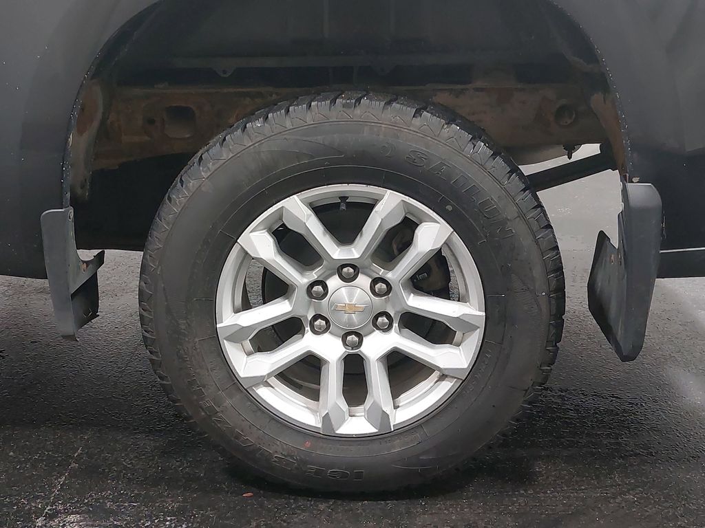 2024 CHEVROLET SILVERADO - Image 33