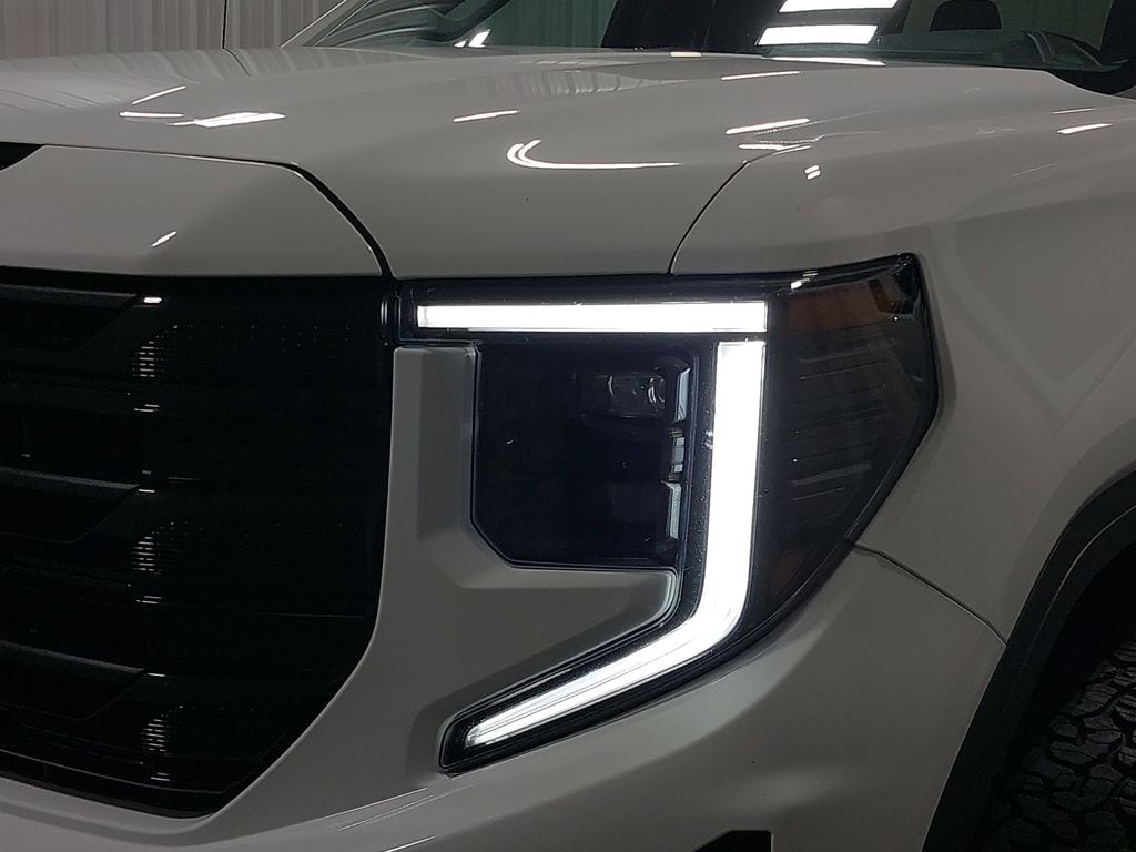 2022 GMC SIERRA - Image 31