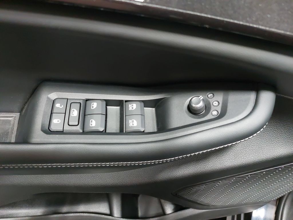 2023 JEEP GRAND CHEROKEE - Image 28