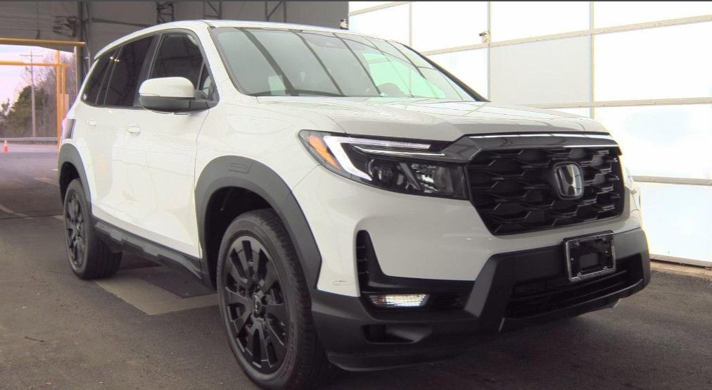 2023 HONDA PASSPORT - Image 4