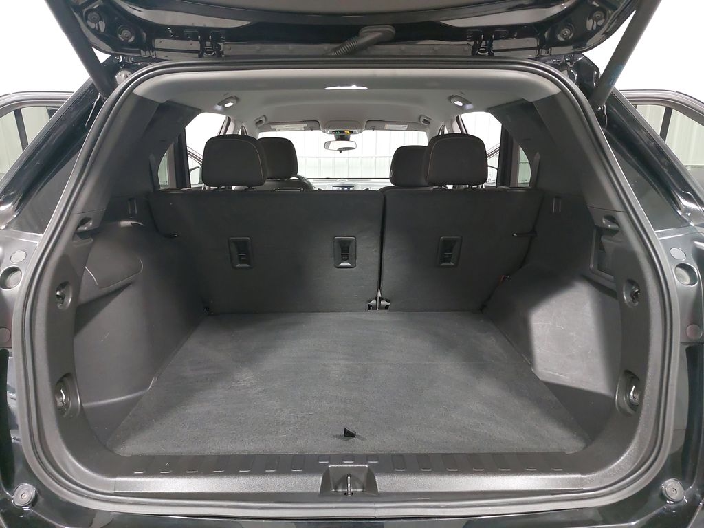 2023 CHEVROLET EQUINOX - Image 12