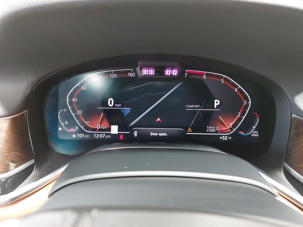 2020 BMW 750I - Image 18