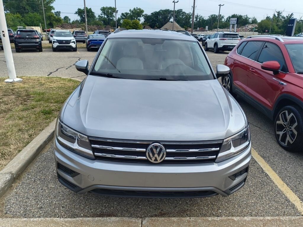 Used 2020 Volkswagen Tiguan 2.0T SE SUV