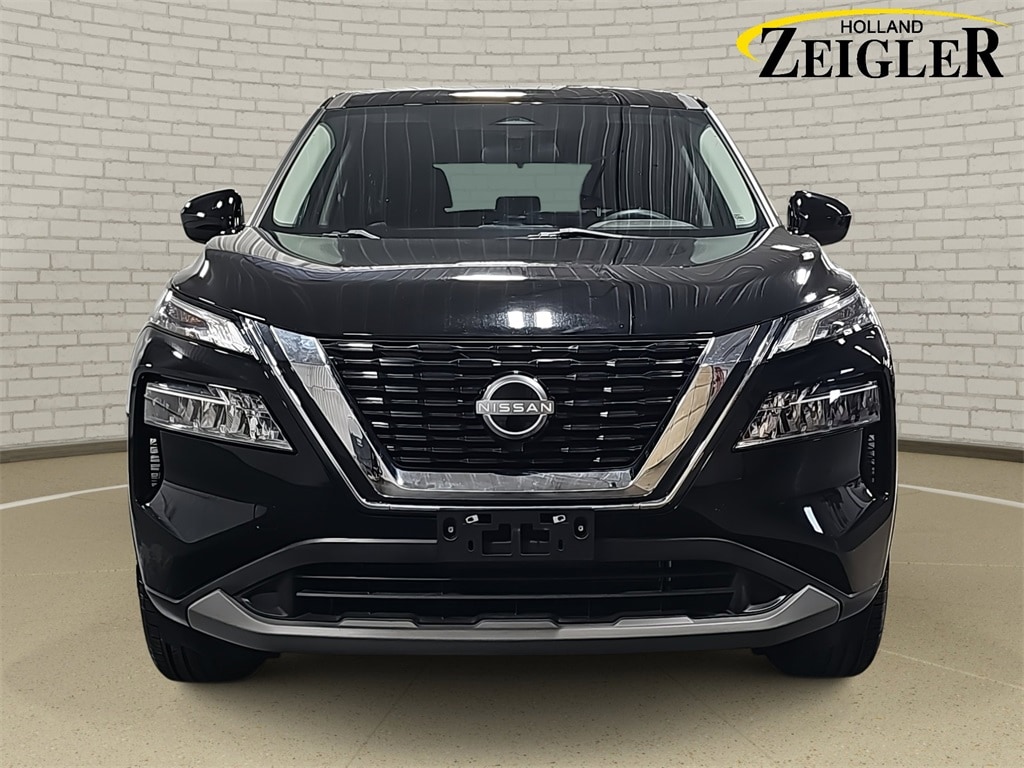 Used 2023 Nissan Rogue SV with VIN 5N1BT3BB0PC829624 for sale in Holland, MI