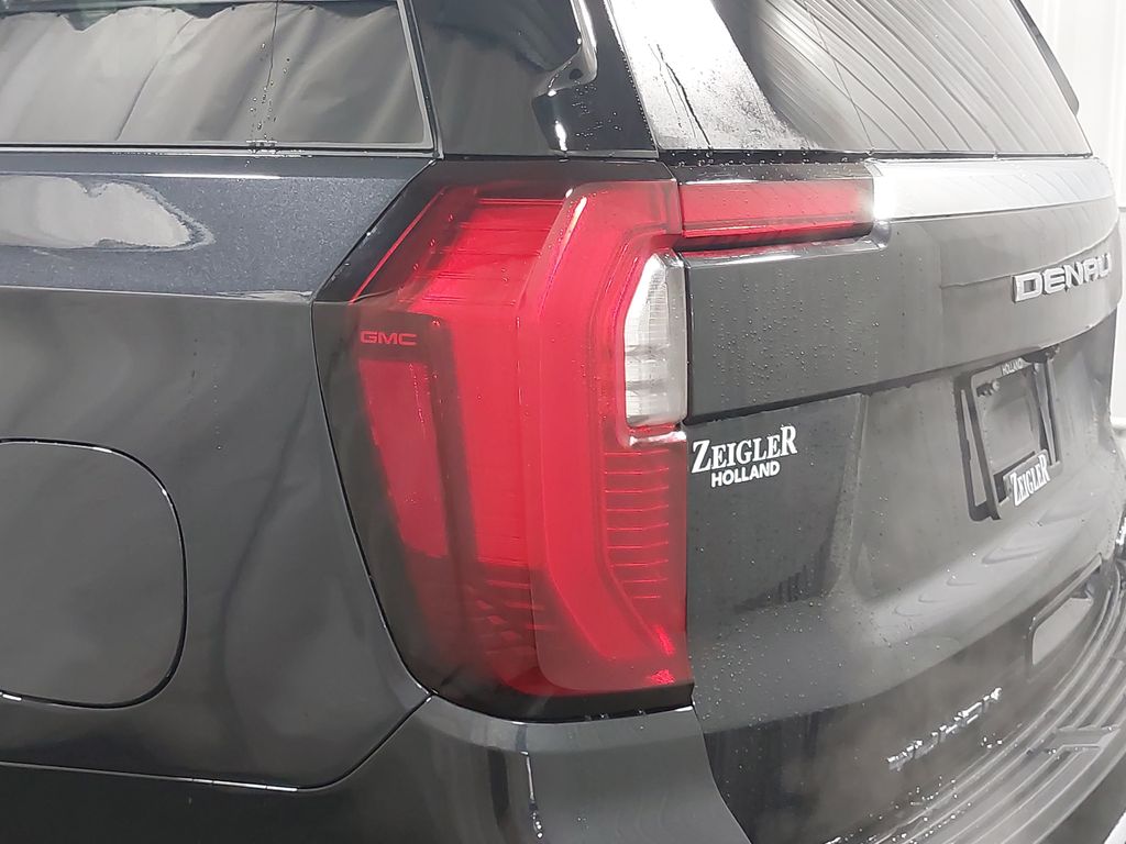 2026 GMC Yukon Denali - Photo 38