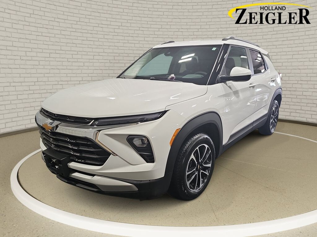 Used 2025 Chevrolet Trailblazer LT SUV