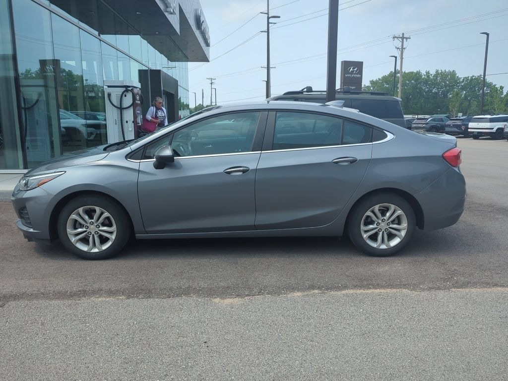 Used 2019 Chevrolet Cruze LT Sedan