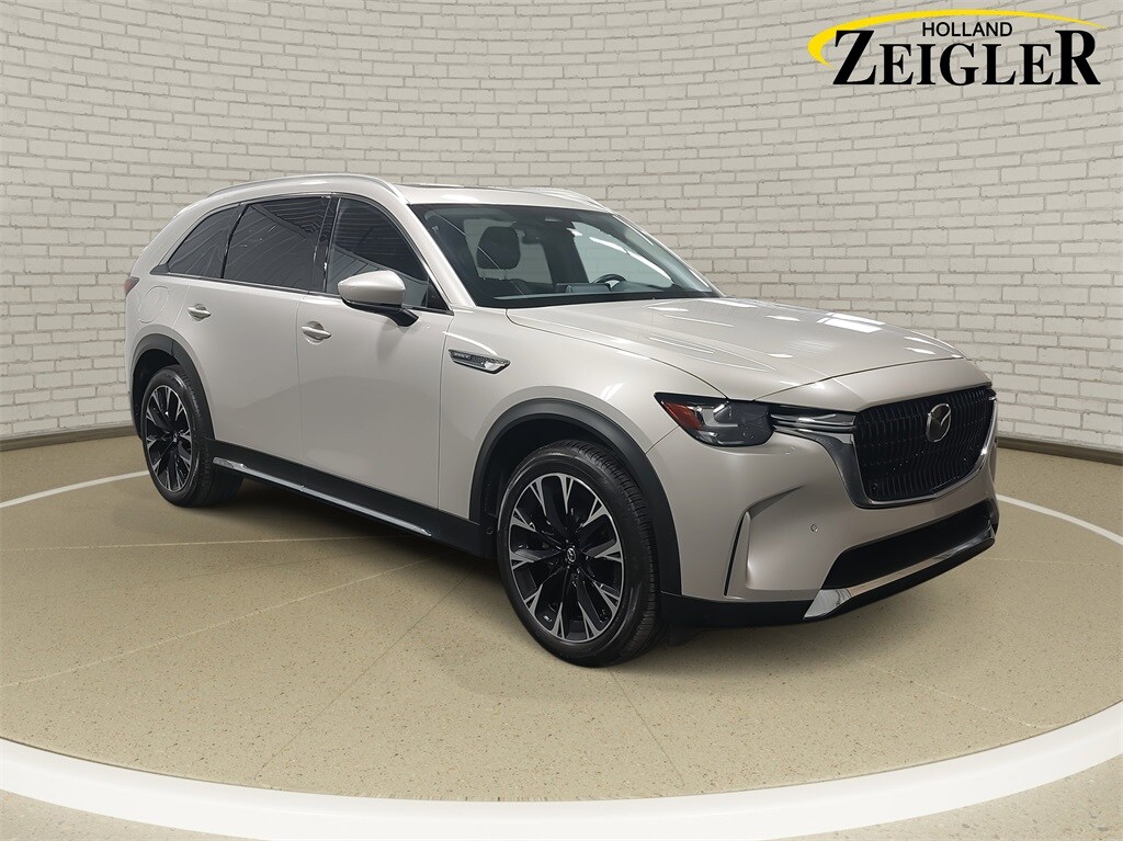 2024 Mazda CX-90 Premium photo 3