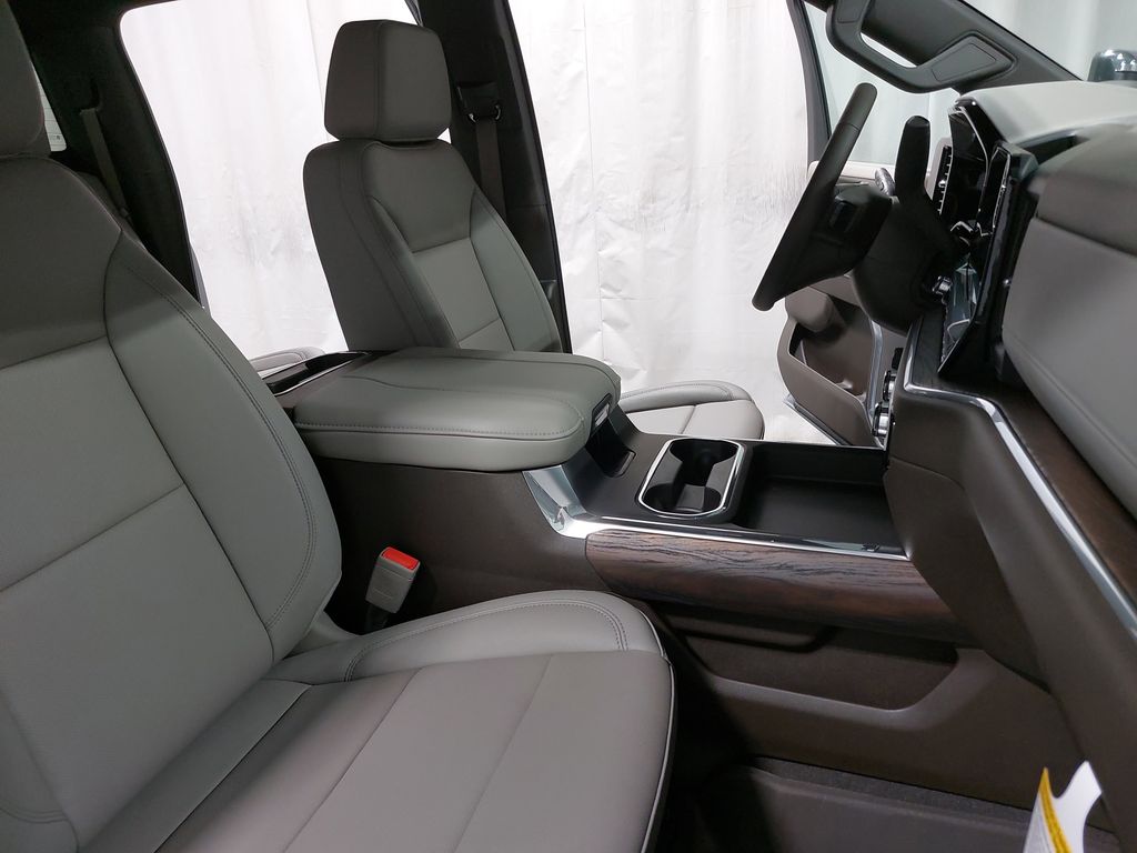 2026 GMC Sierra 2500HD SLT - Photo 10