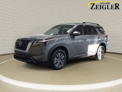 2025 Nissan Pathfinder SV SUV