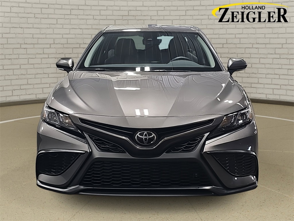 Used 2024 Toyota Camry SE with VIN 4T1G11BK8RU112871 for sale in Holland, MI