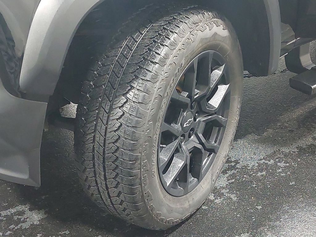 2023 CHEVROLET COLORADO - Image 31