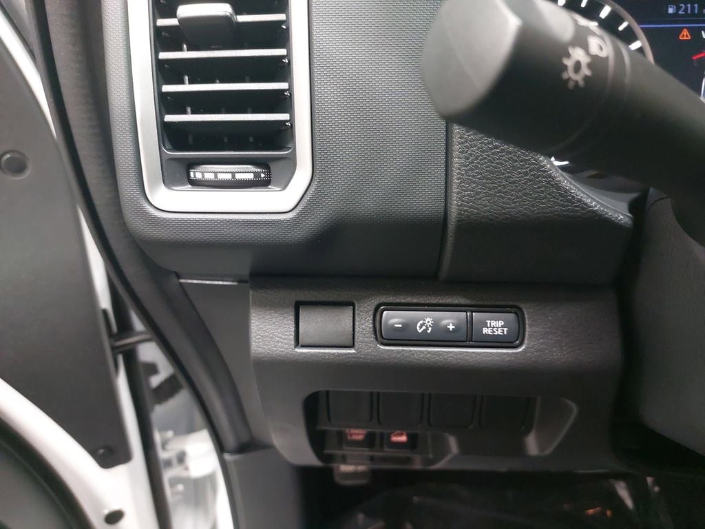 2024 NISSAN FRONTIER - Image 25