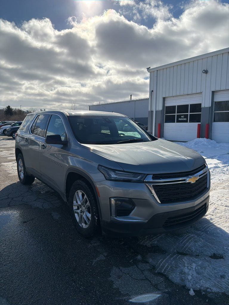 2023 CHEVROLET TRAVERSE - Image 3