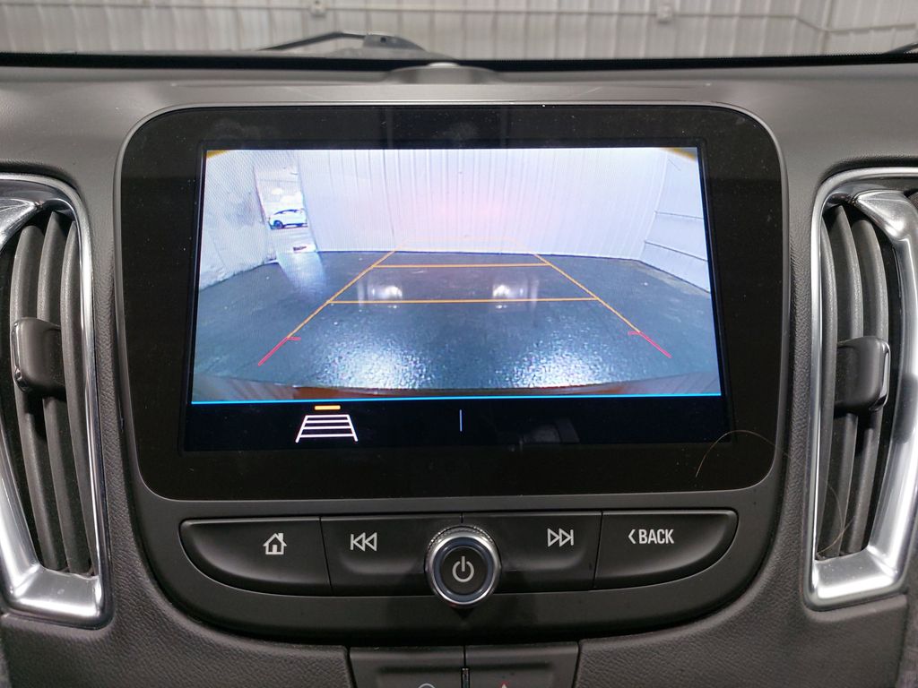 2020 CHEVROLET MALIBU - Image 24