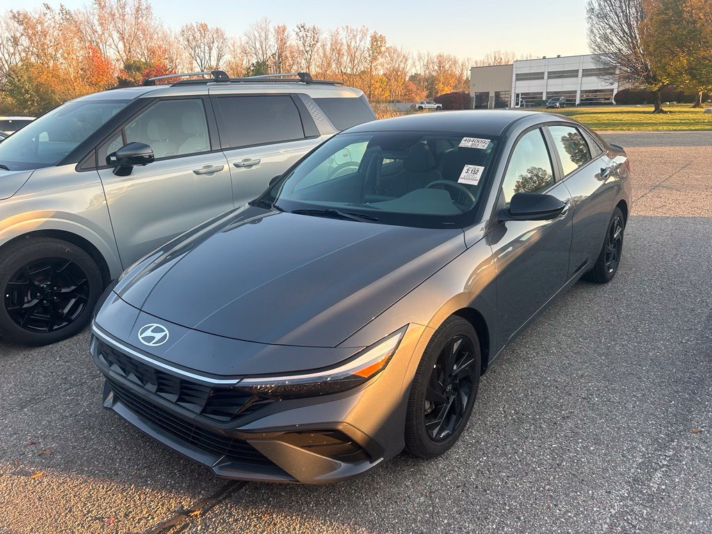 Used 2026 Hyundai Elantra SEL Sport Sedan