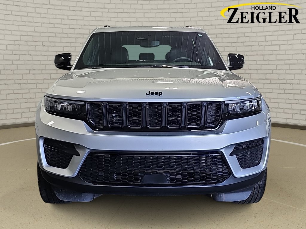 Used 2023 Jeep Grand Cherokee Altitude X SUV