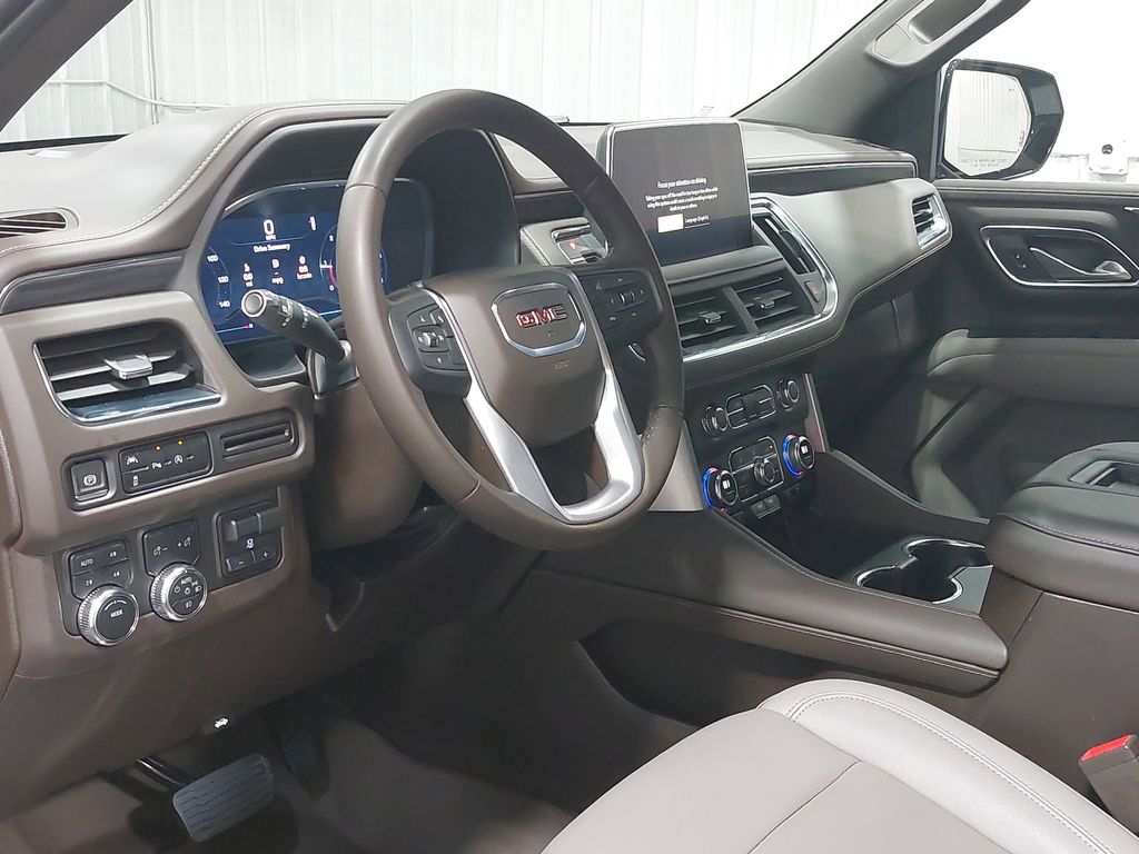 2024 GMC YUKON - Image 18