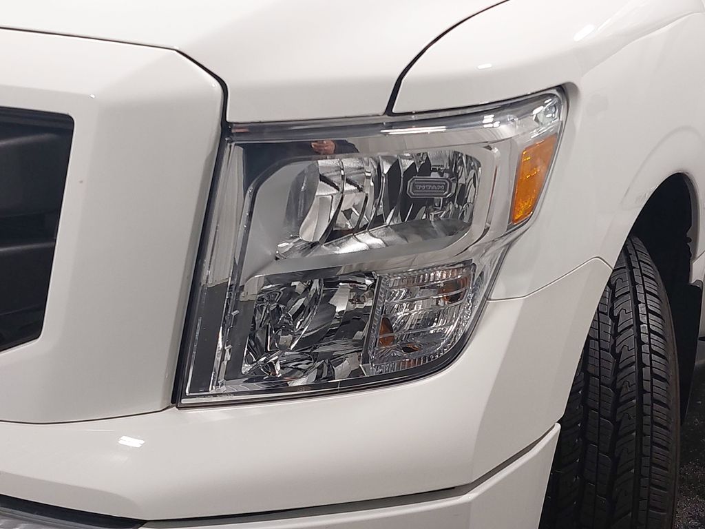 2024 NISSAN TITAN - Image 31