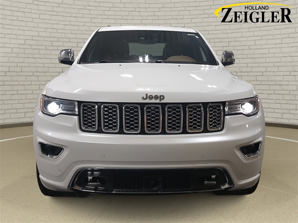 2020 Jeep Grand Cherokee Overland photo 2