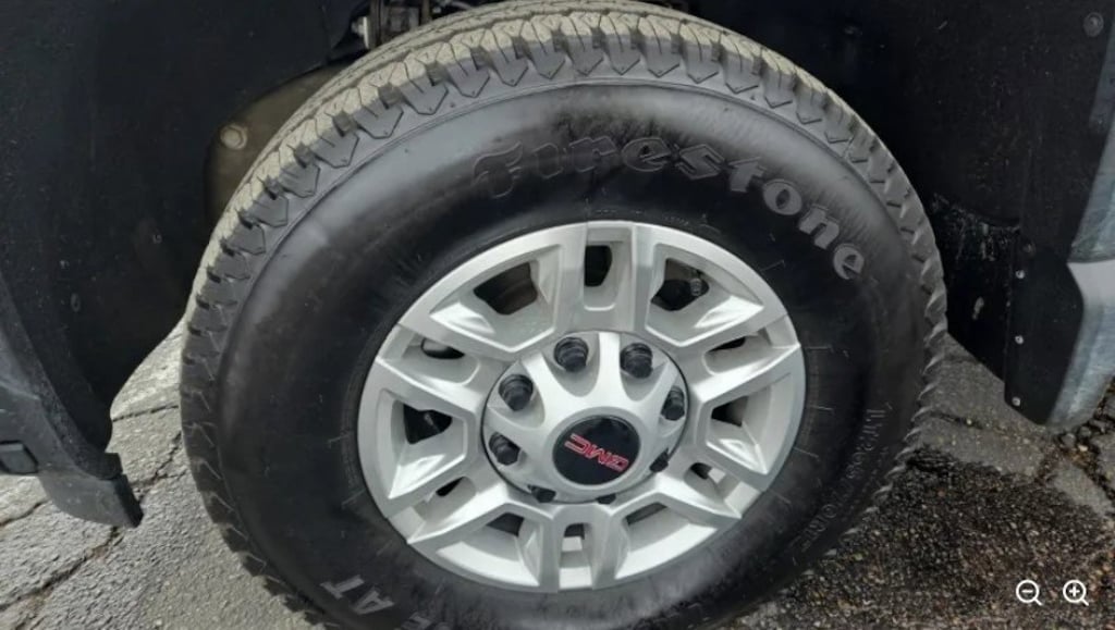 Used 2024 GMC Sierra 2500HD SLE Truck