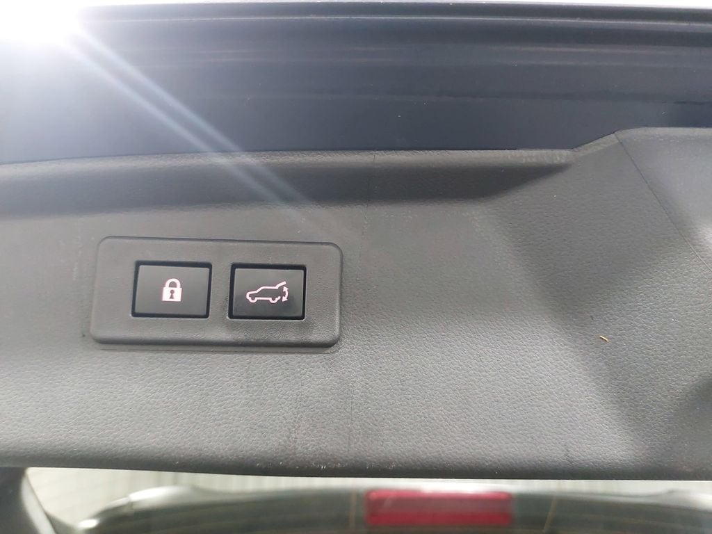 2023 SUBARU OUTBACK - Image 13