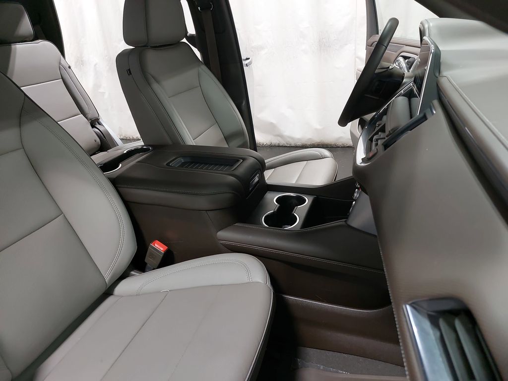 2024 GMC YUKON - Image 10