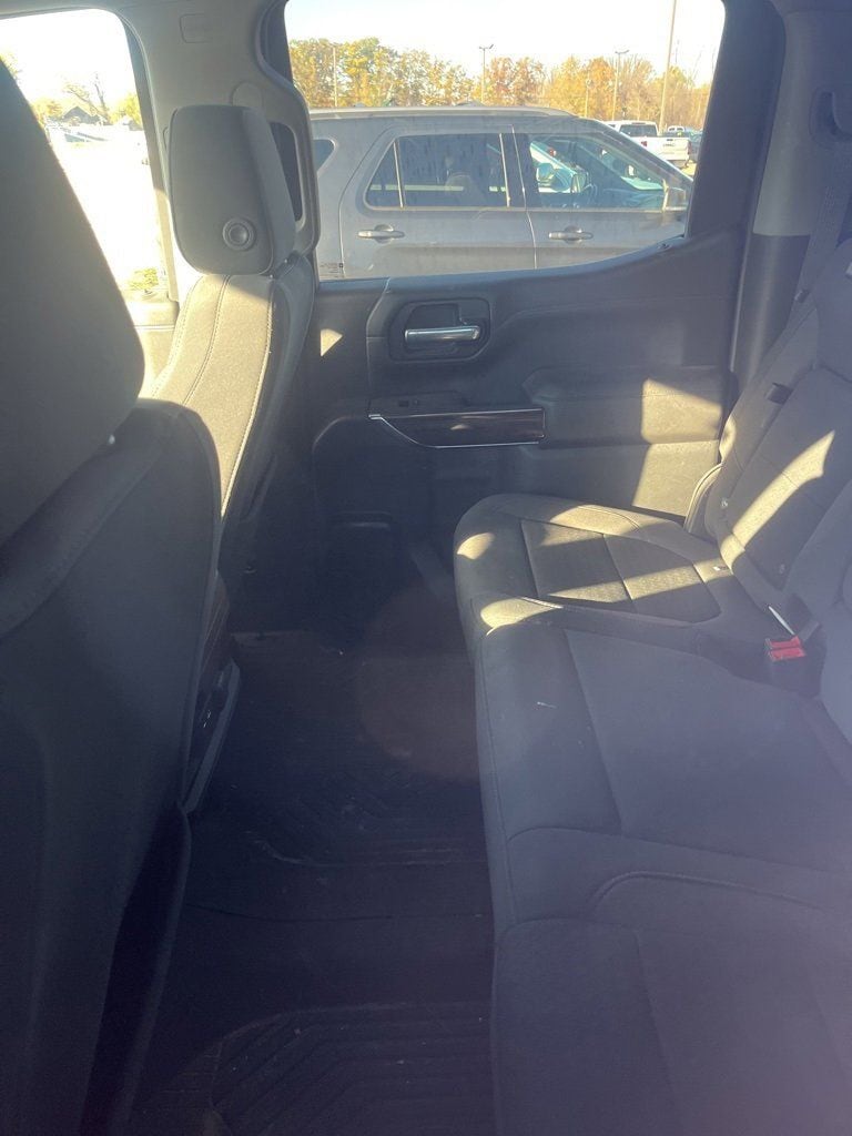 2021 CHEVROLET SILVERADO - Image 11