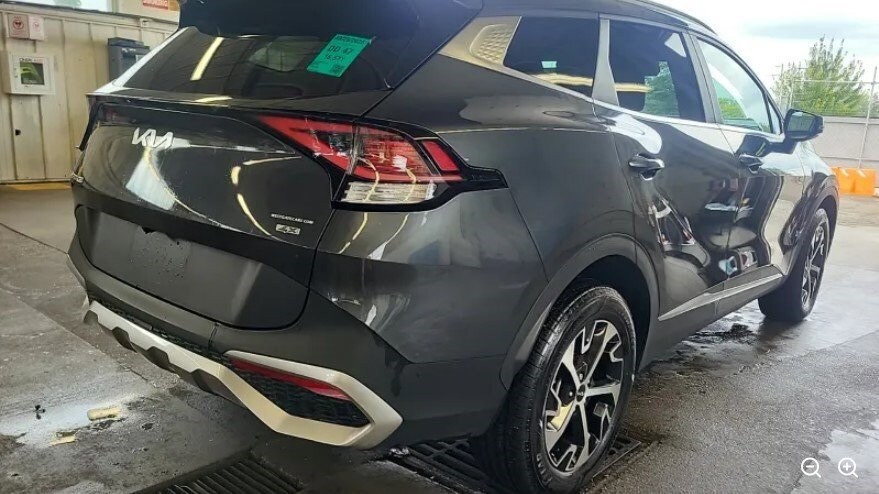 2024 Kia Sportage EX photo 4