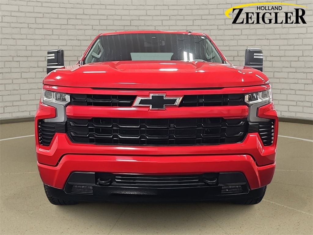 Used 2022 Chevrolet Silverado 1500 RST with VIN 1GCUDEED0NZ602463 for sale in Holland, MI