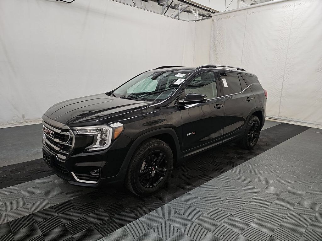 Used 2023 GMC Terrain AT4 SUV