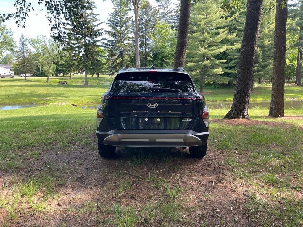 New 2026 Hyundai Kona Limited SUV