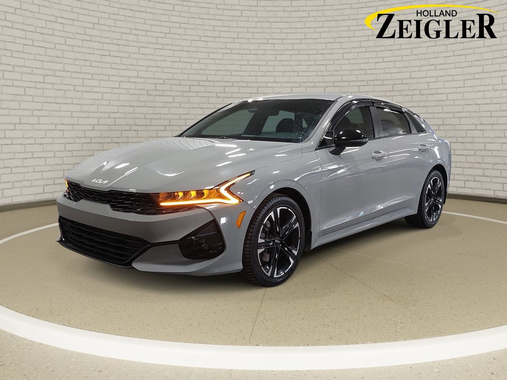 2022 Kia K5