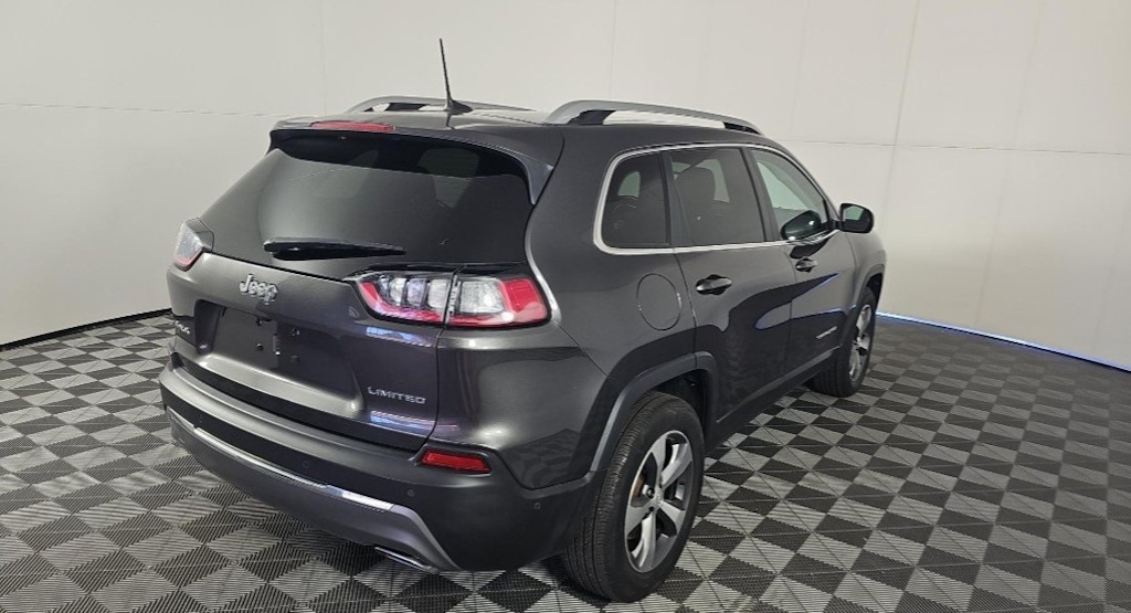 Used 2021 Jeep Cherokee Limited SUV