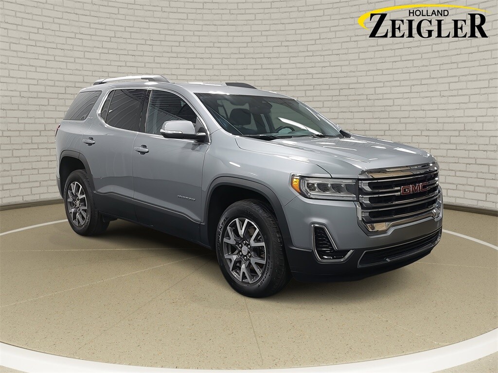 2023 Gmc Acadia SLE photo 3