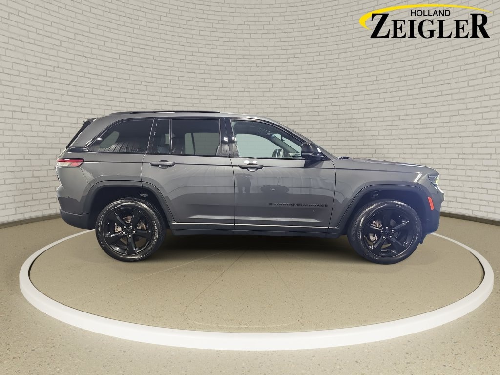 Used 2023 Jeep Grand Cherokee Altitude X SUV