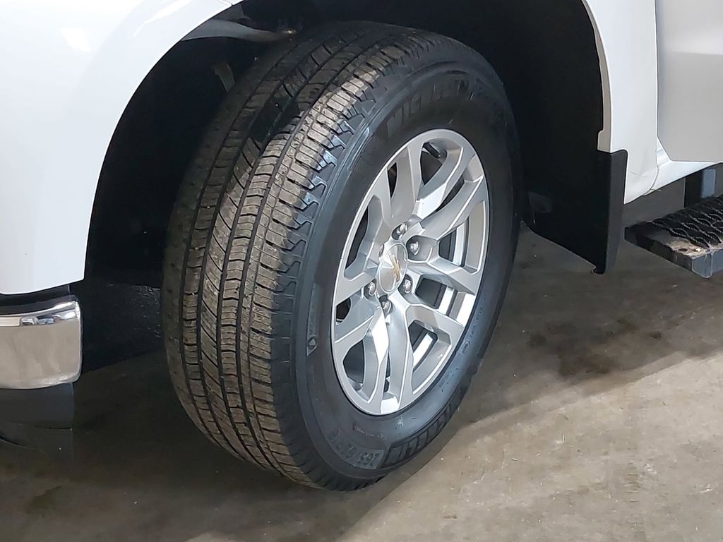 2021 CHEVROLET SILVERADO - Image 34