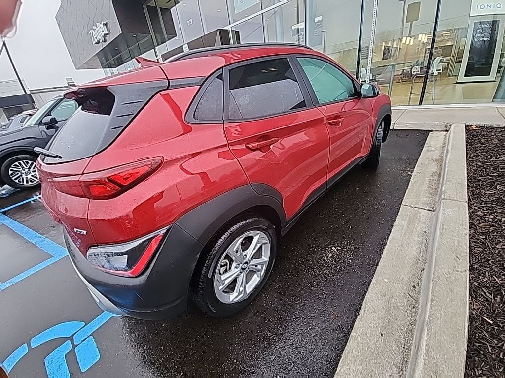 2023 HYUNDAI KONA - Image 9