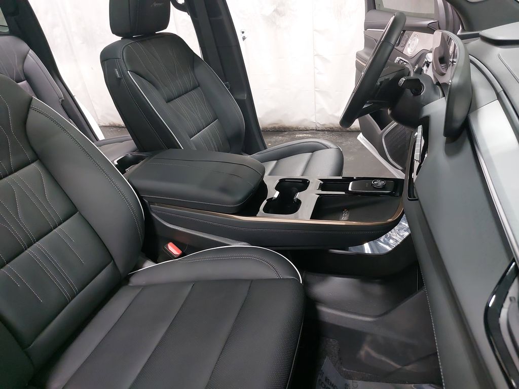 2025 BUICK ENCLAVE - Image 10