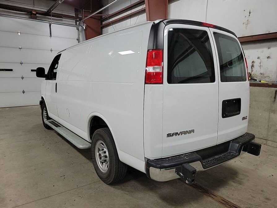 2024 Gmc Savana 2500 Cargo photo 2