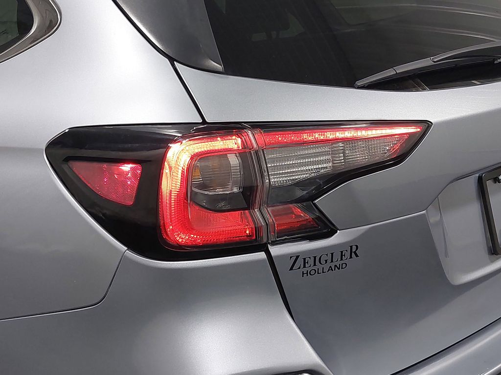 2025 SUBARU OUTBACK - Image 36