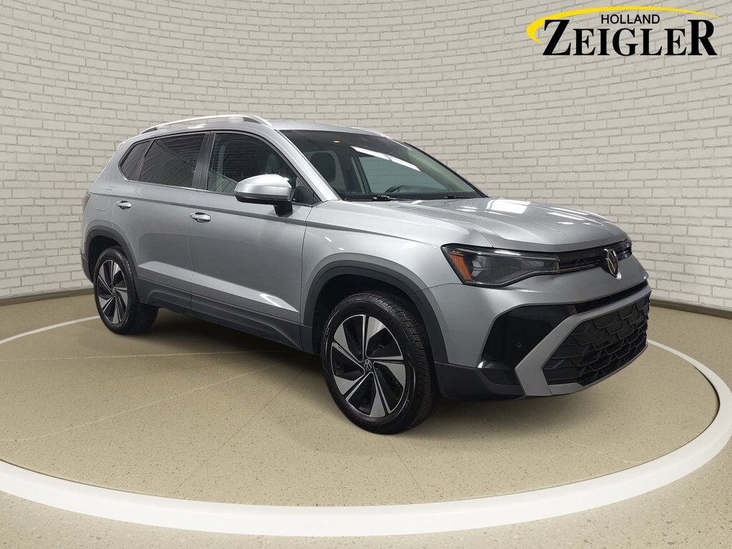 Used 2025 Volkswagen Taos 1.5T SE SUV