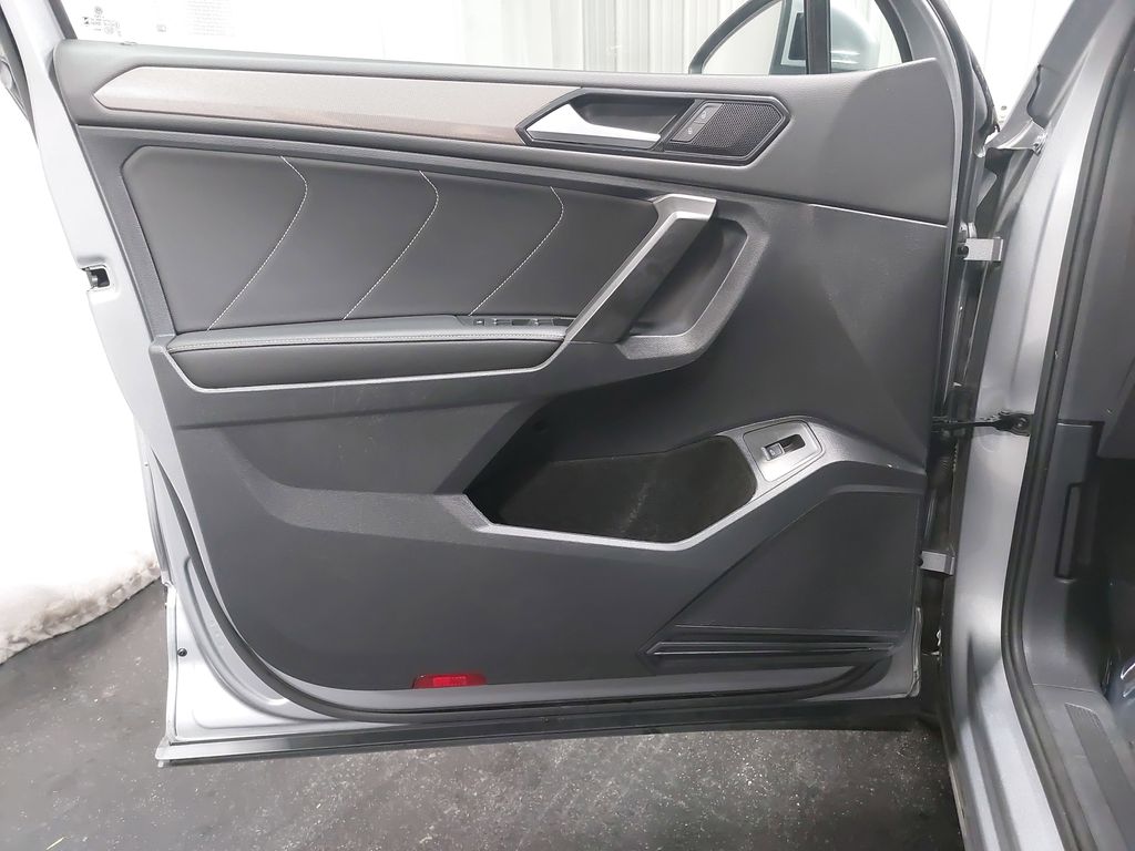 2024 VOLKSWAGEN TIGUAN - Image 27